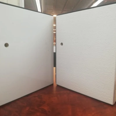 Producción de puertas cuartos fríos